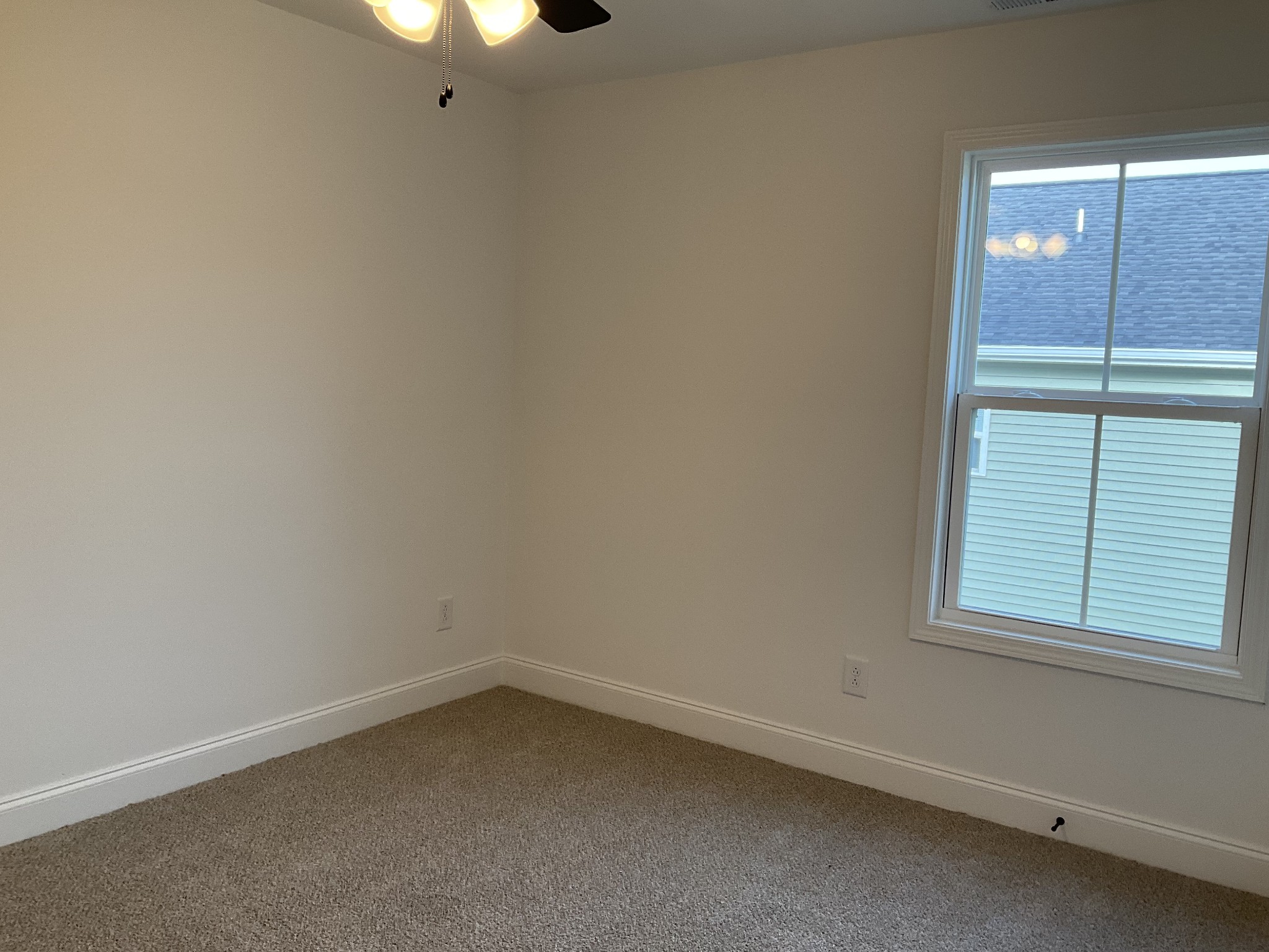 362 Baldwin Lane Springfield, TN 37172 - Photo 11 of 15 an empty room with a window