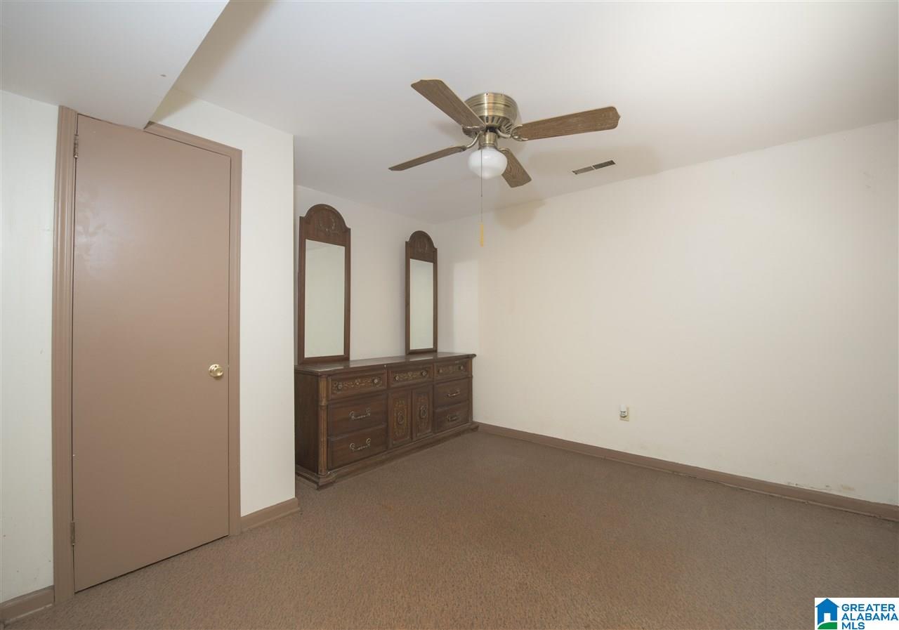 2725 7th Place Northeast Birmingham, AL 35215 - Photo 13 of 16