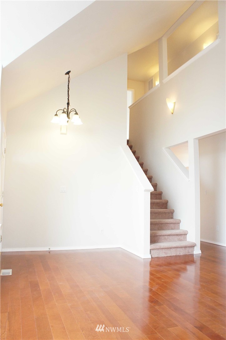 1209 South 35th Street Renton, WA 98055 - Photo 11 of 25