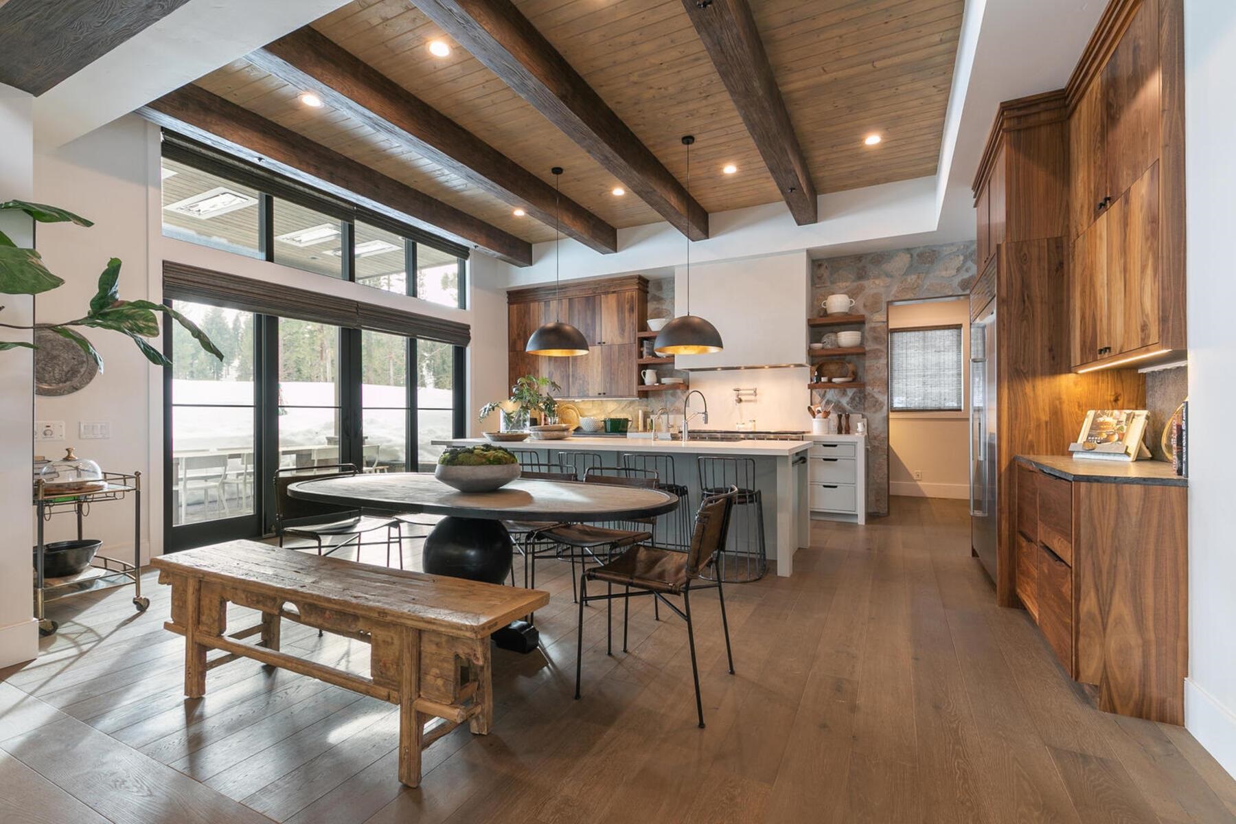 9340 Heartwood Drive Truckee, CA 96161 - Photo 11 of 28 Gallery Image 11