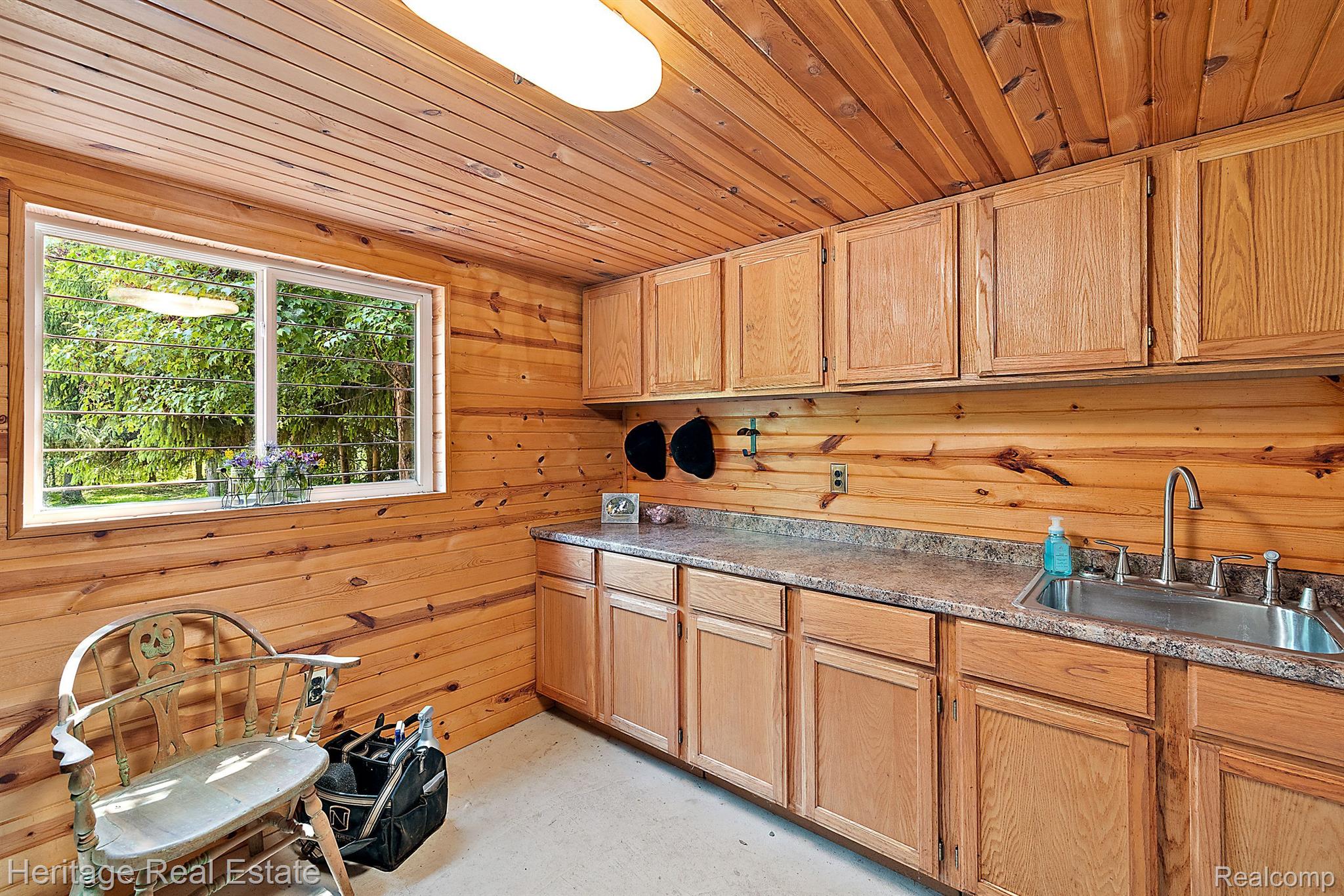 3190 West Brocker Road Metamora, MI 48455 - Photo 9 of 75 Equestrian facilities for 4 horses, incl tack room