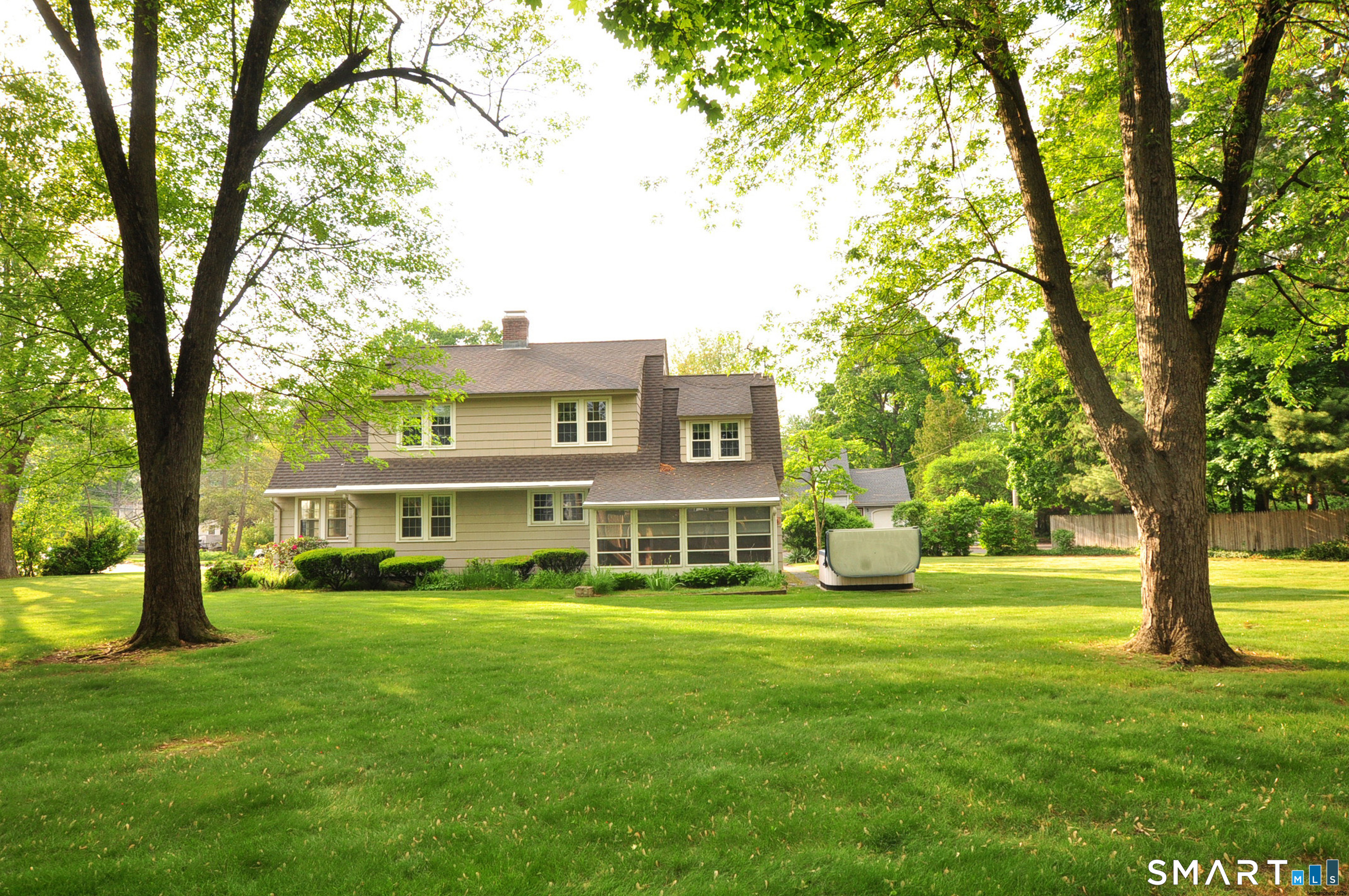 10 Harvey Road Windsor, CT 06095 - Photo 34 of 36 a front view of a house with a yard