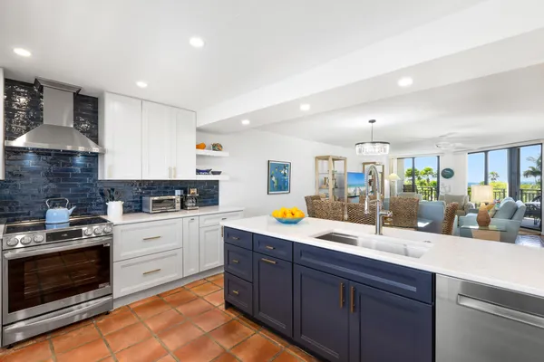 $1,849,000 | 1800 Atlantic Boulevard, Unit 315B, Key West, FL 33040