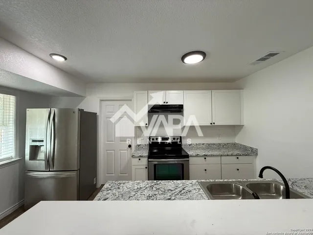 $2,000 | 7422 Pipe Spring Street, San Antonio, TX 78238