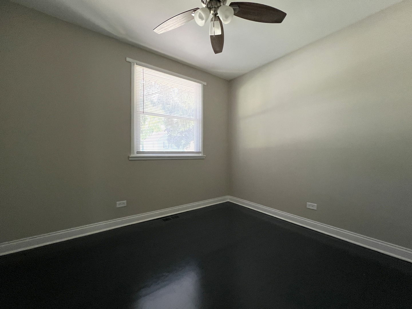 14444 Springfield Avenue Midlothian, IL 60445 - Photo 19 of 31 Gallery Image 19