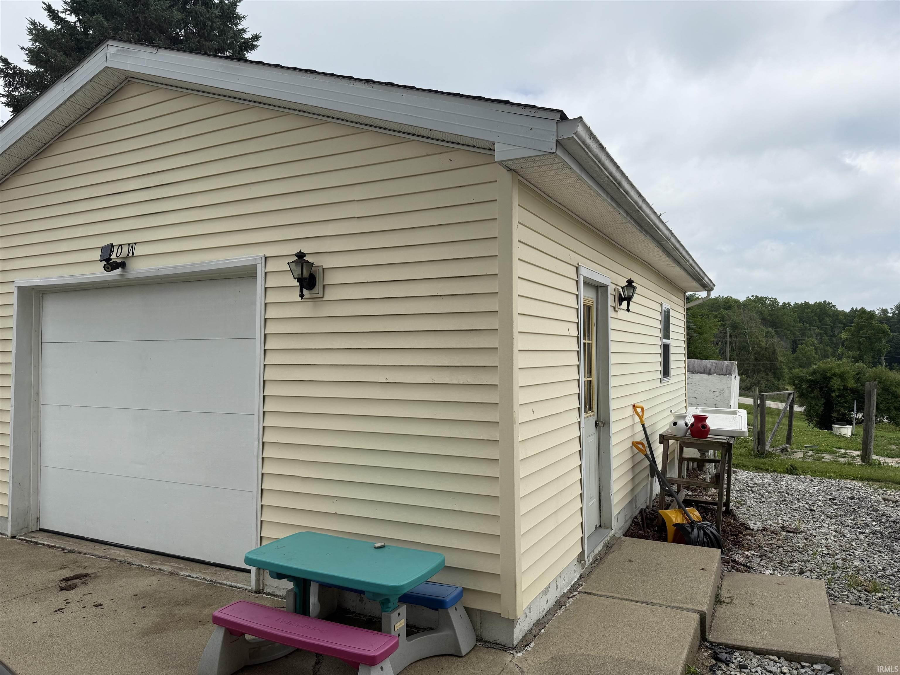 890 West Scheckler Road Columbia City, IN 46725 - Photo 18 of 20