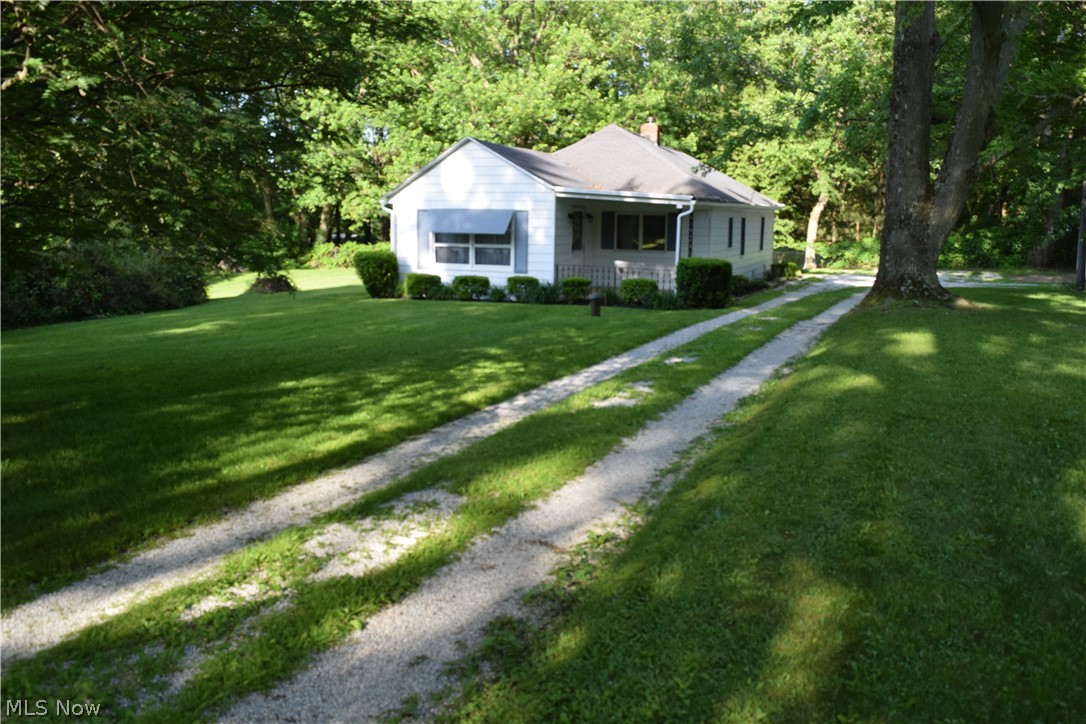 3949 Cox Road Barberton, OH 44203 - Photo 2 of 25 Gallery Image 2