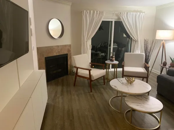 $3,100 | 201 Sea Cliff Way, Oceanside, CA 92056