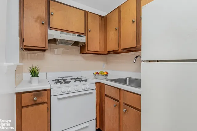 $450,000 | 414 East 10th Street, Unit 2A | East Village