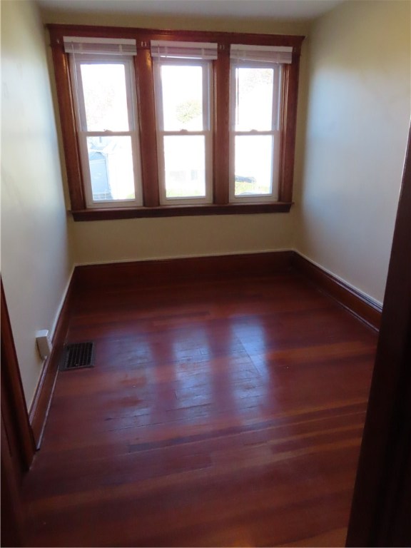 15 Crescent Road Pawtucket, RI 02861 - Photo 23 of 29