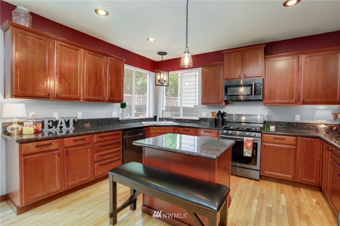 4213 164th Place Southeast Bothell, WA 98012 - Photo 4 of 25