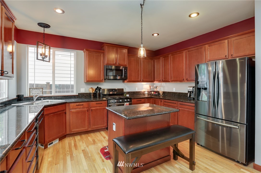 4213 164th Place Southeast Bothell, WA 98012 - Photo 5 of 25
