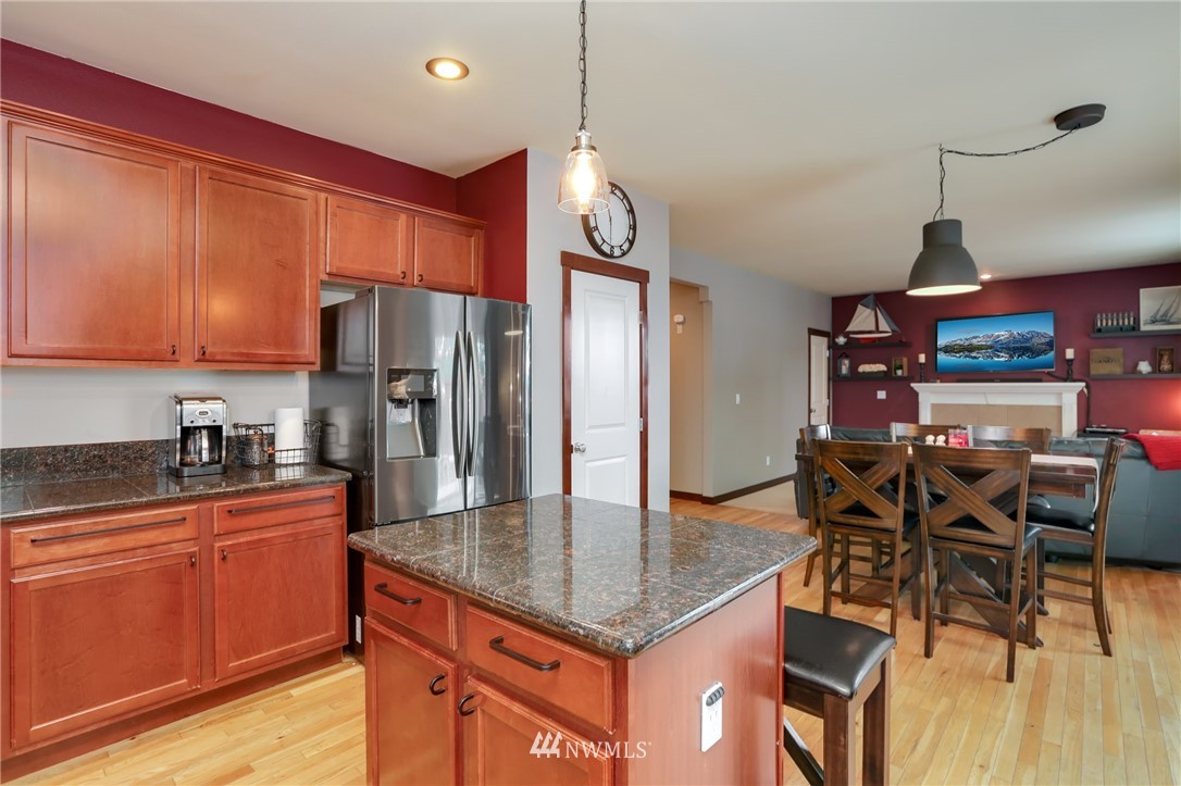 4213 164th Place Southeast Bothell, WA 98012 - Photo 6 of 25