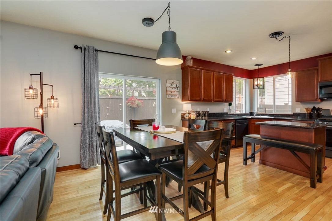 4213 164th Place Southeast Bothell, WA 98012 - Photo 7 of 25