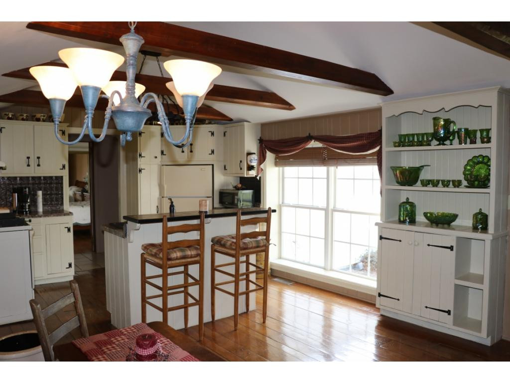 1290 V I Ranch Road Bristol, TN 37620 - Photo 16 of 19 Photo 16