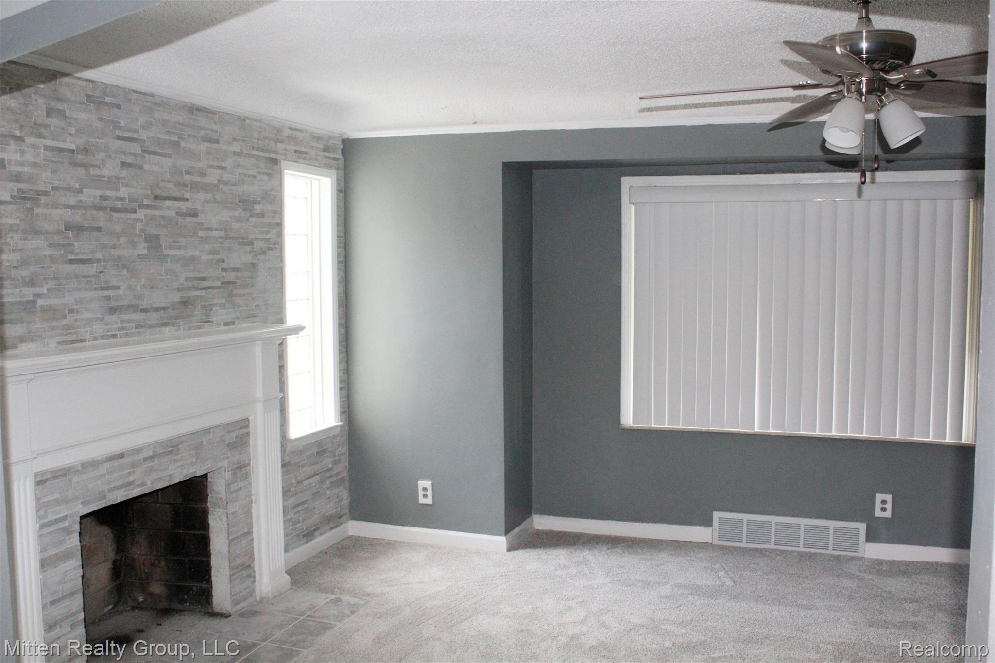 19188 Edinborough Road Detroit, MI 48219 - Photo 11 of 25 pic 11.JPG