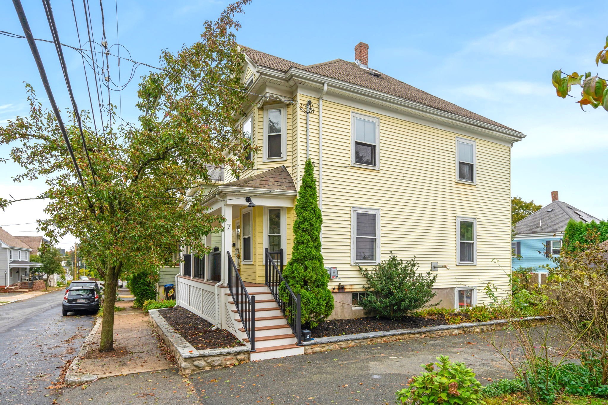 7 Bisson Street Beverly, MA 01915 - Photo 9 of 42 Gallery Image 9