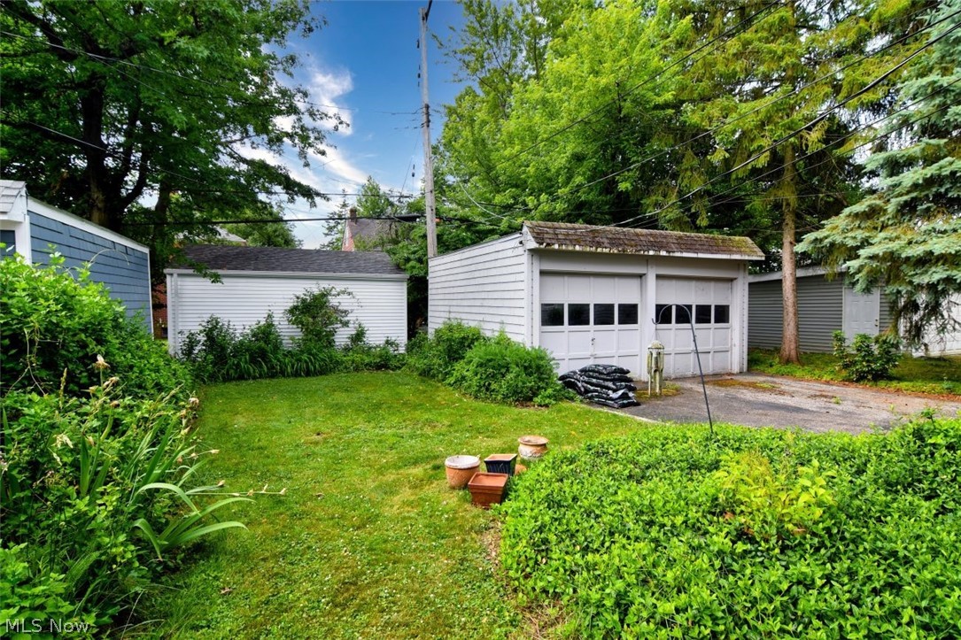3812 Summit Park Road Cleveland Heights, OH 44121 - Photo 31 of 32 Gallery Image 31
