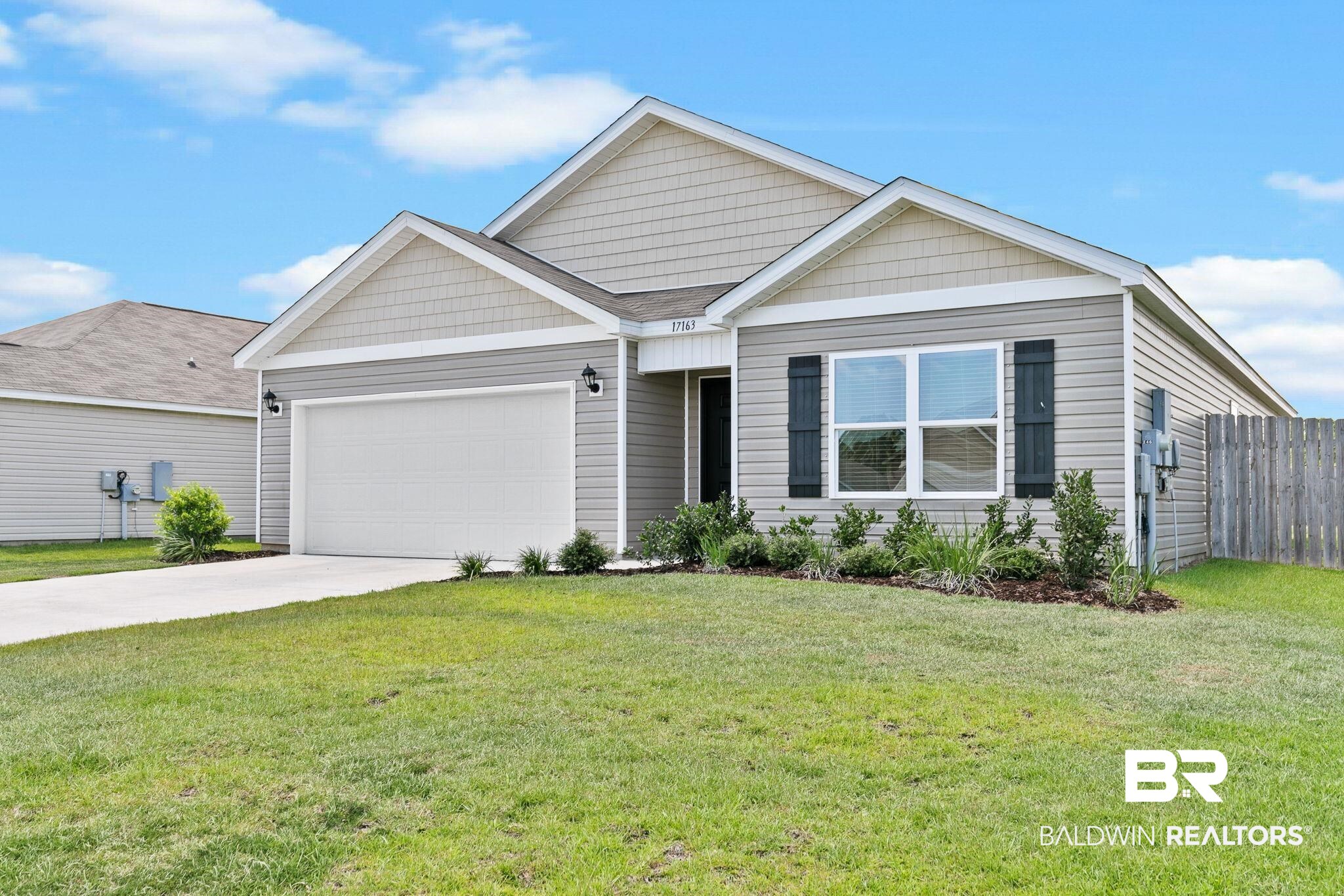 17129 Lanier Boulevard Foley, AL 36535 - Photo 2 of 37