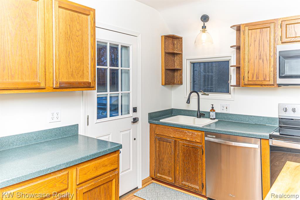 2897 Midvale Drive Rochester Hills, MI 48309 - Photo 26 of 51