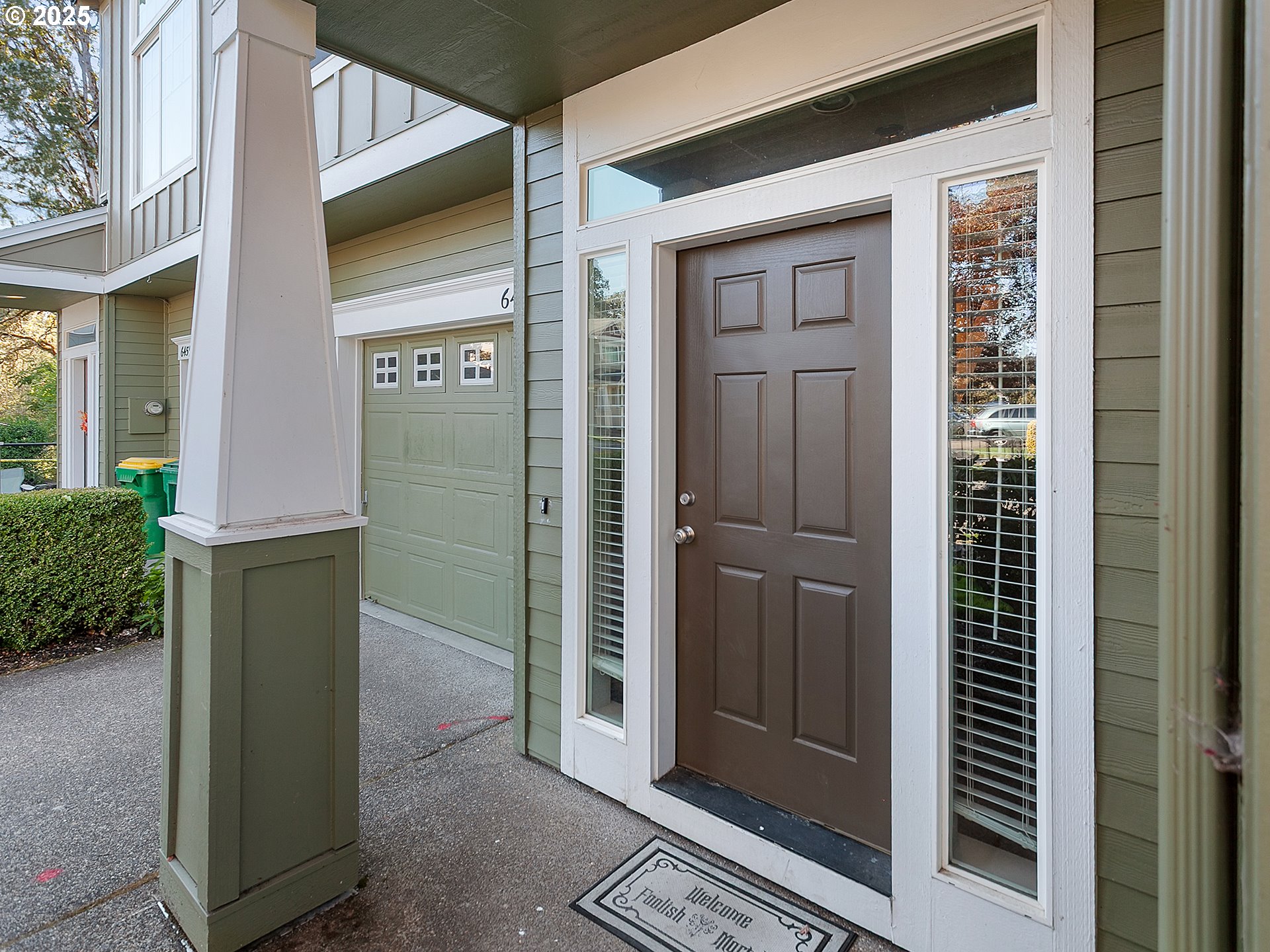 6451 Southwest 208th Terrace Beaverton, OR 97078 - Photo 2 of 36