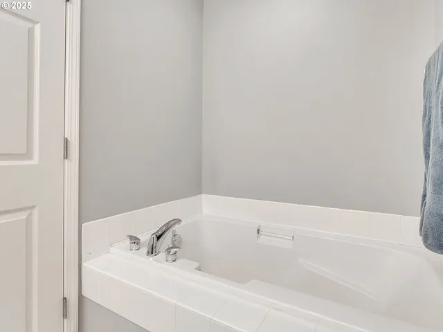 $370,000 | 6451 Southwest 208th Terrace, Beaverton, OR 97078