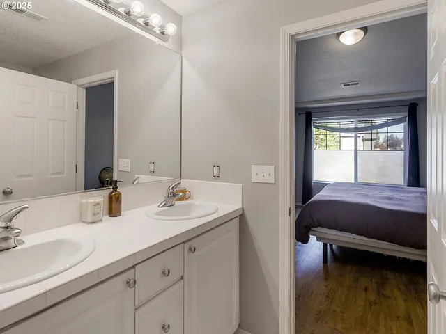 $370,000 | 6451 Southwest 208th Terrace, Beaverton, OR 97078