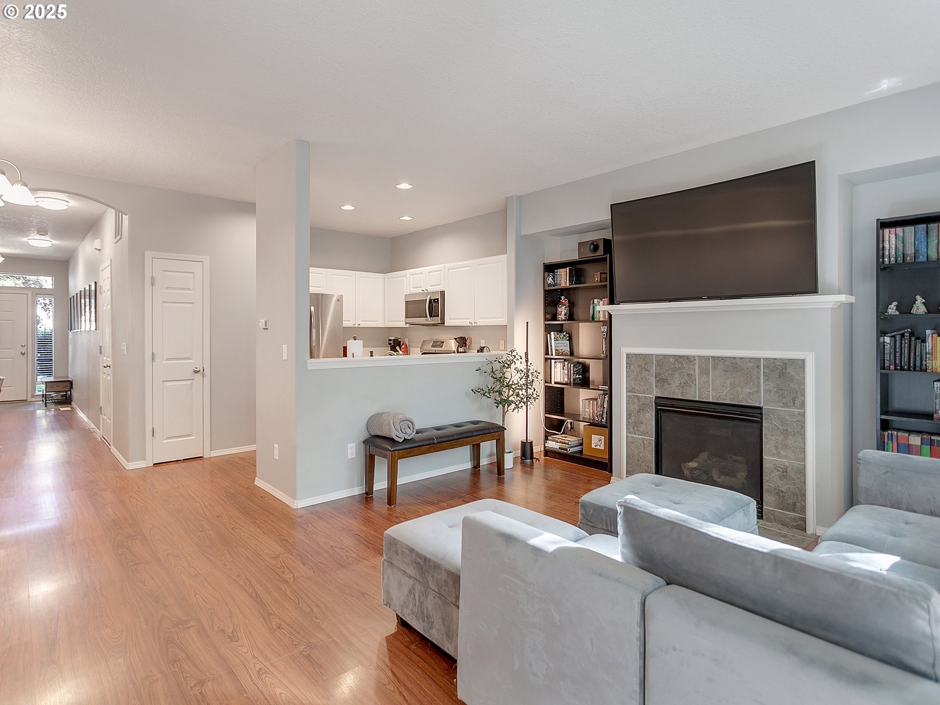 6451 Southwest 208th Terrace Beaverton, OR 97078 - Photo 9 of 36