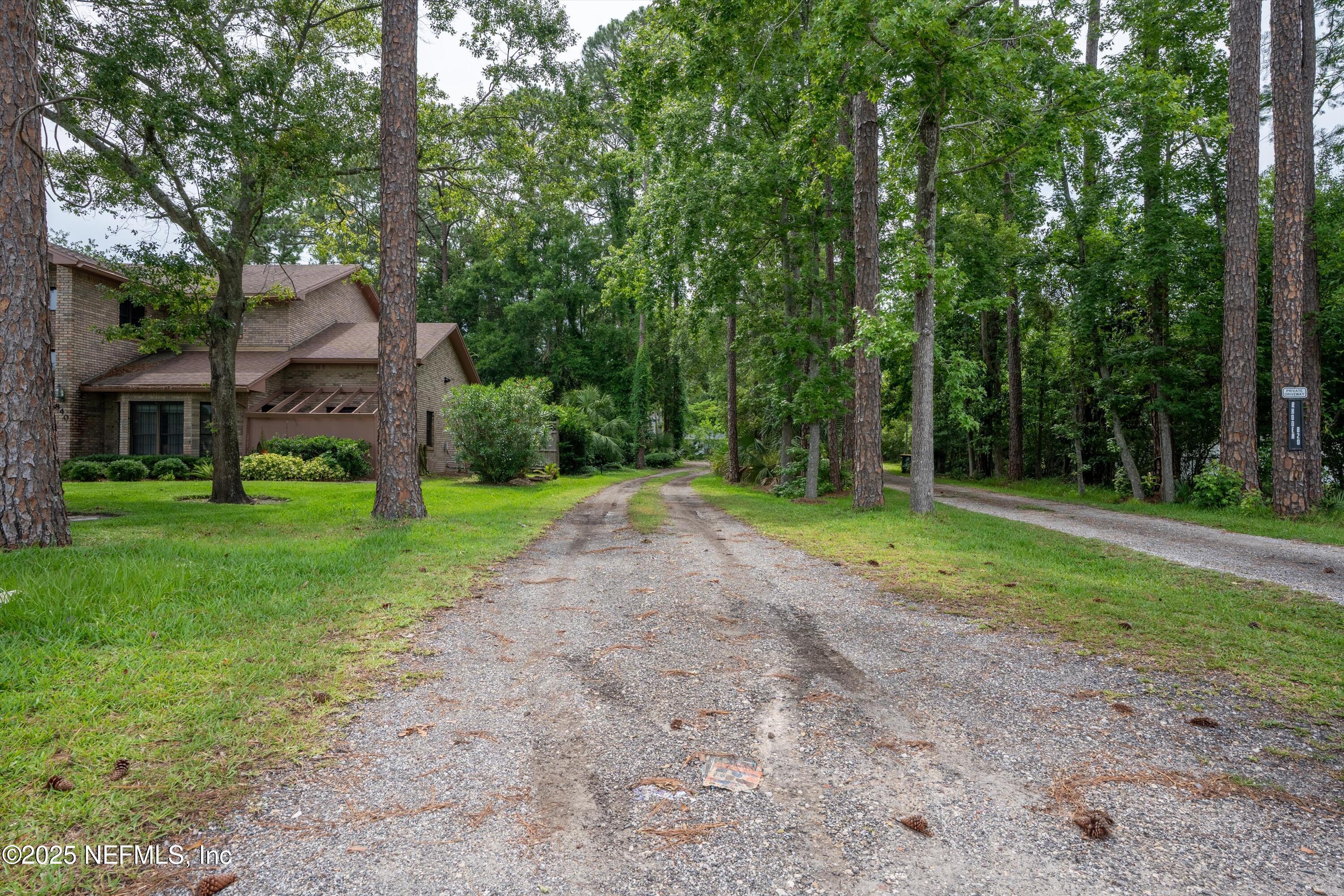 836 Mandalay Road Jacksonville, FL 32216 - Photo 36 of 41 45-Front Drive