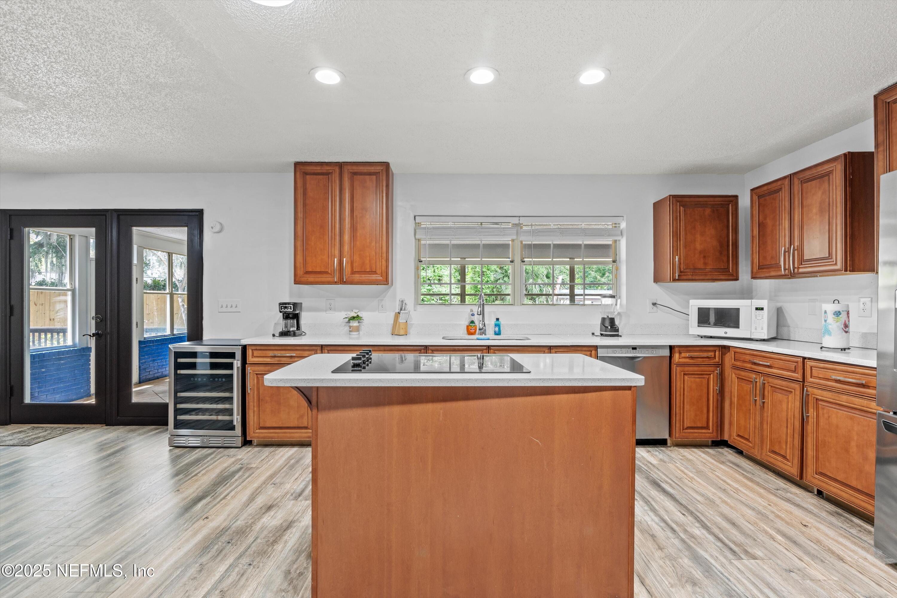 836 Mandalay Road Jacksonville, FL 32216 - Photo 7 of 41 14-Kitchen