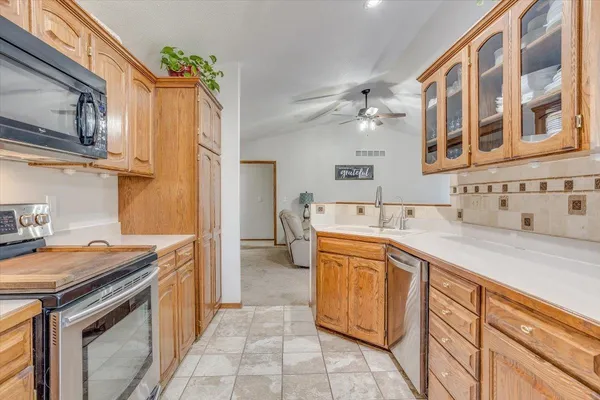 $340,000 | 12100 East Fireside Lane, Derby, KS 67037