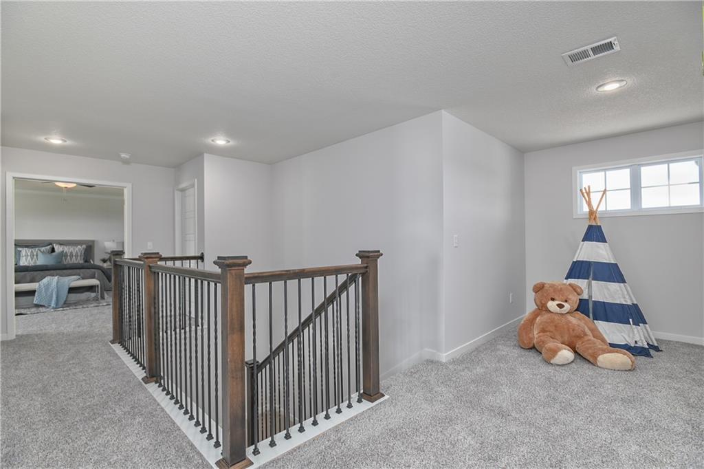 6117 Barth Road Shawnee, KS 66226 - Photo 20 of 37