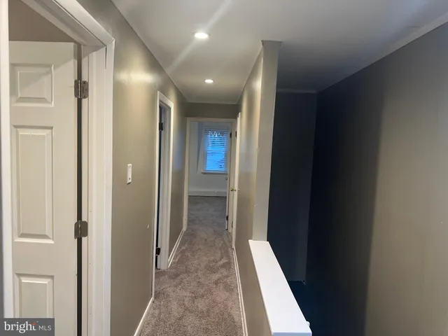 $2,500 | 405 W Circle, Bristol, PA 19007