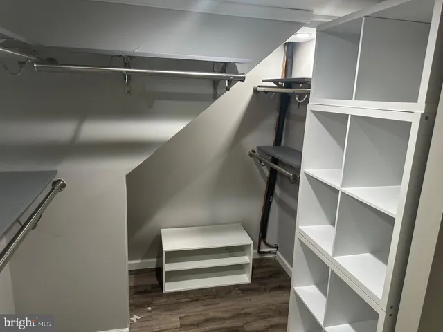 $2,500 | 405 W Circle, Bristol, PA 19007