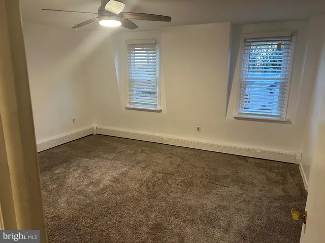 $2,500 | 405 W Circle, Bristol, PA 19007