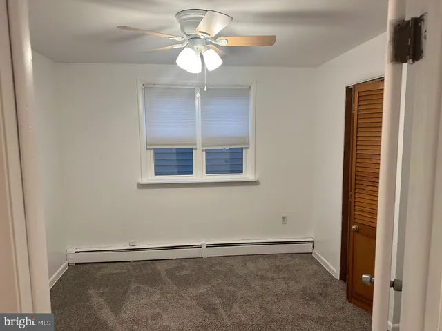 $2,500 | 405 W Circle, Bristol, PA 19007