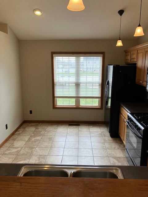 516 Walnut Ridge Court Valparaiso, IN 46385 - Photo 3 of 6 480x640