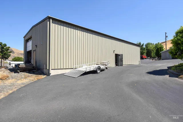 $799,000 | 209 Harding Street, Asotin, WA 99402