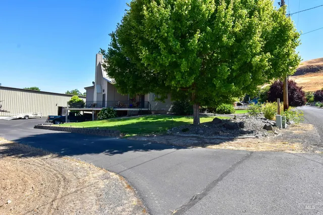 $799,000 | 209 Harding Street, Asotin, WA 99402