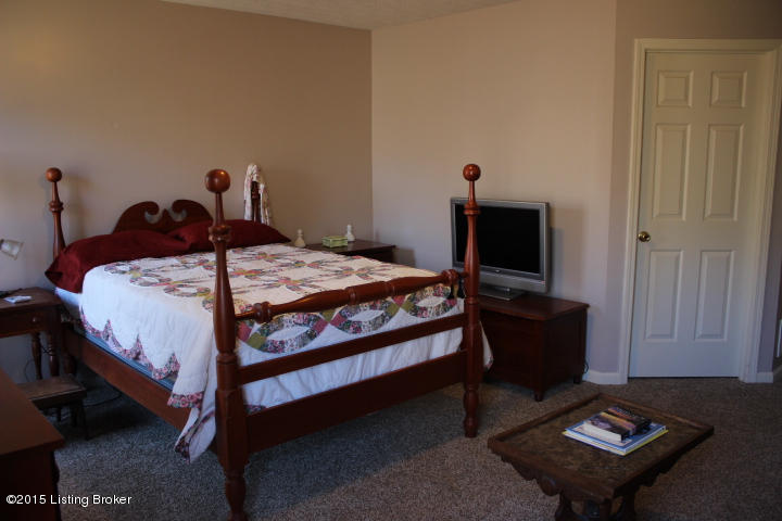 170 Maple Lane Pendleton, KY 40055 - Photo 11 of 29 IMG_1029