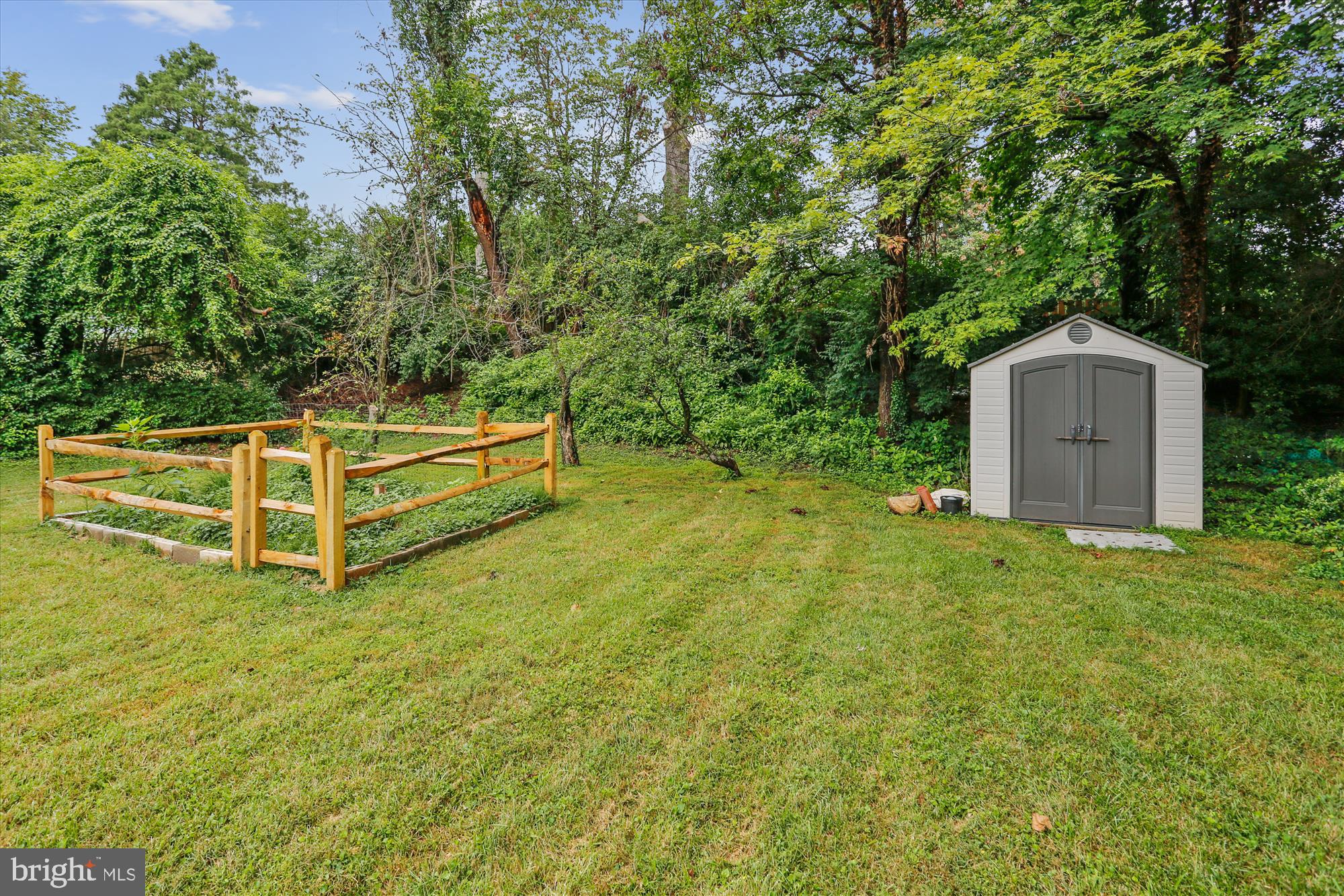 708 Winhall Way Silver Spring, MD 20904 - Photo 7 of 41 Garden and shed in backyard
