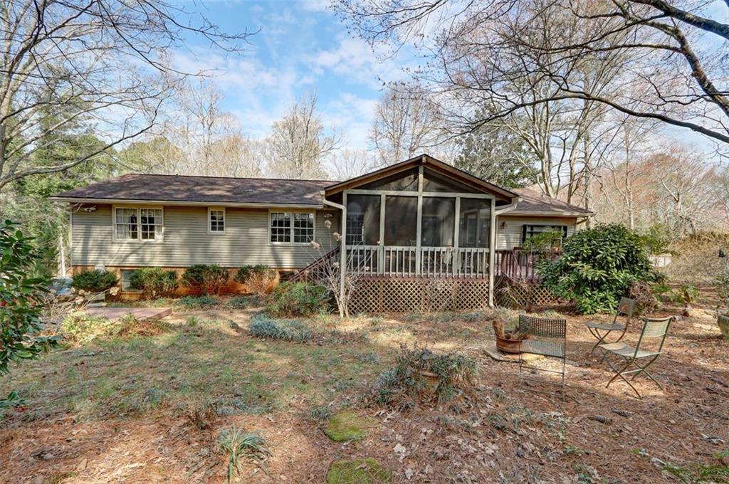 253 Newport Road Southwest Lilburn, GA 30047 - Photo 22 of 40