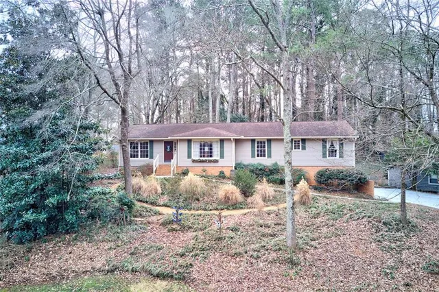 a view of a bench in a yard