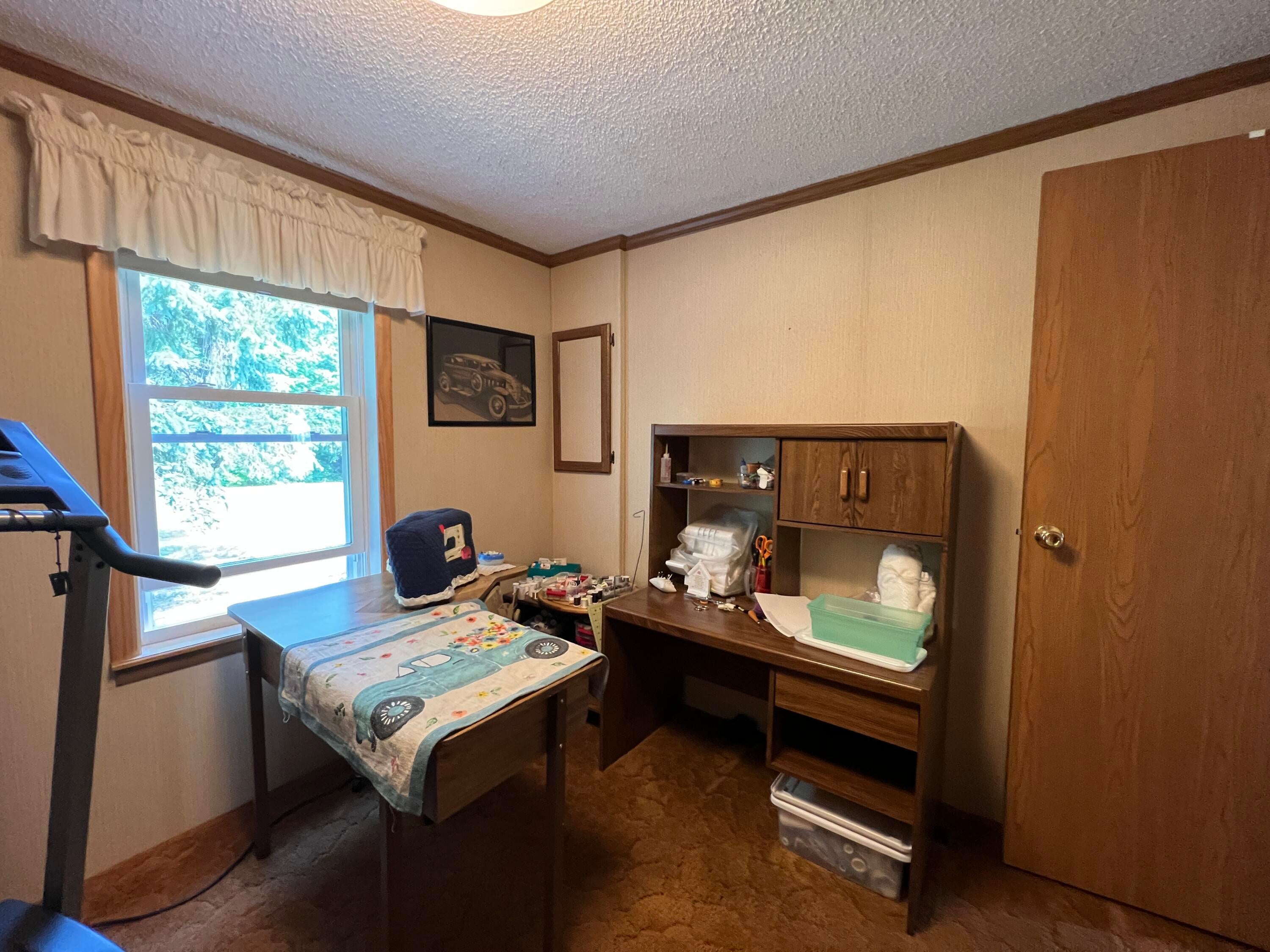 22631 South Lake Road Moran, MI 49760 - Photo 22 of 33 Gallery Image 22