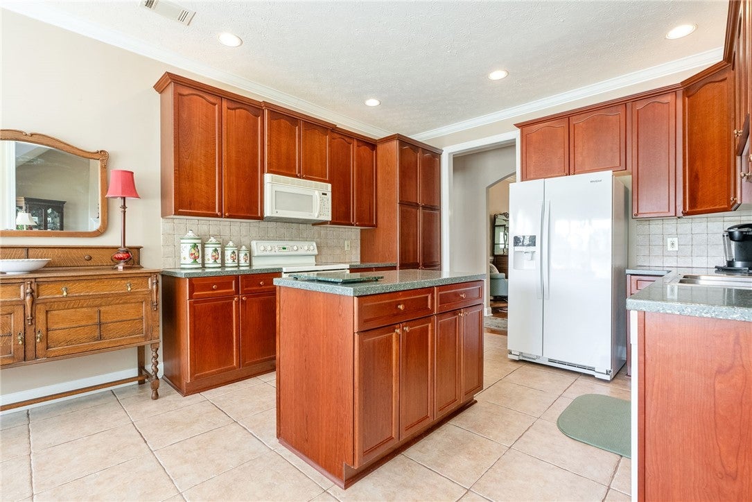 3404 Hamilton Road Opelika, AL 36804 - Photo 12 of 26 Gallery Image 12