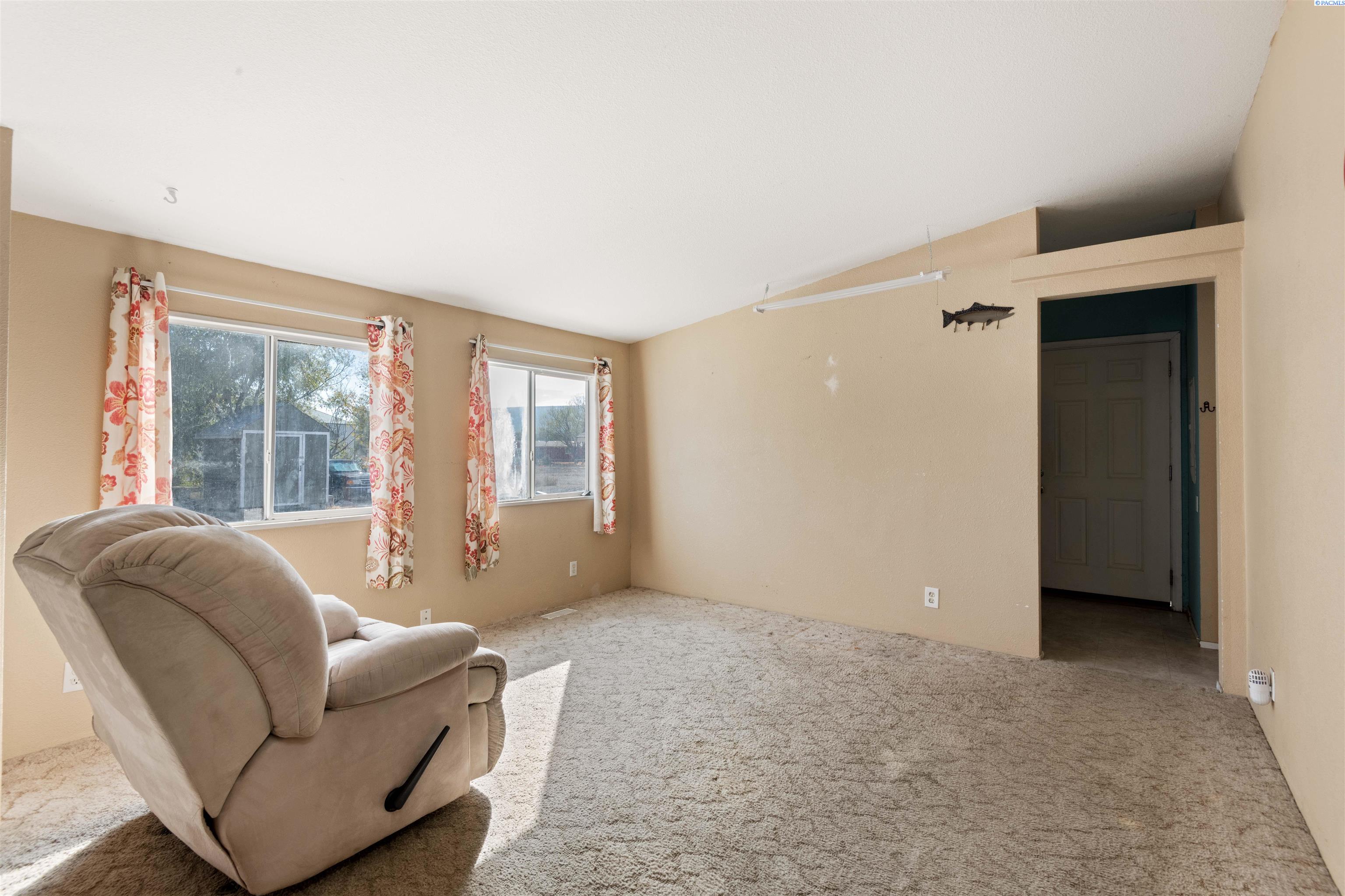 35805 North Sunset Road Benton City, WA 99320 - Photo 14 of 36 Gallery Image 14