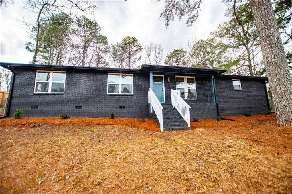 a backyard of a house