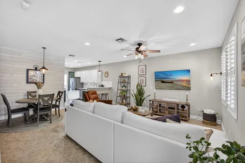 $609,000 | 1122 Dakota Drive, Jupiter, FL 33458