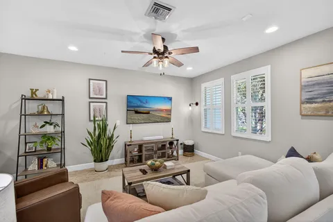$609,000 | 1122 Dakota Drive, Jupiter, FL 33458