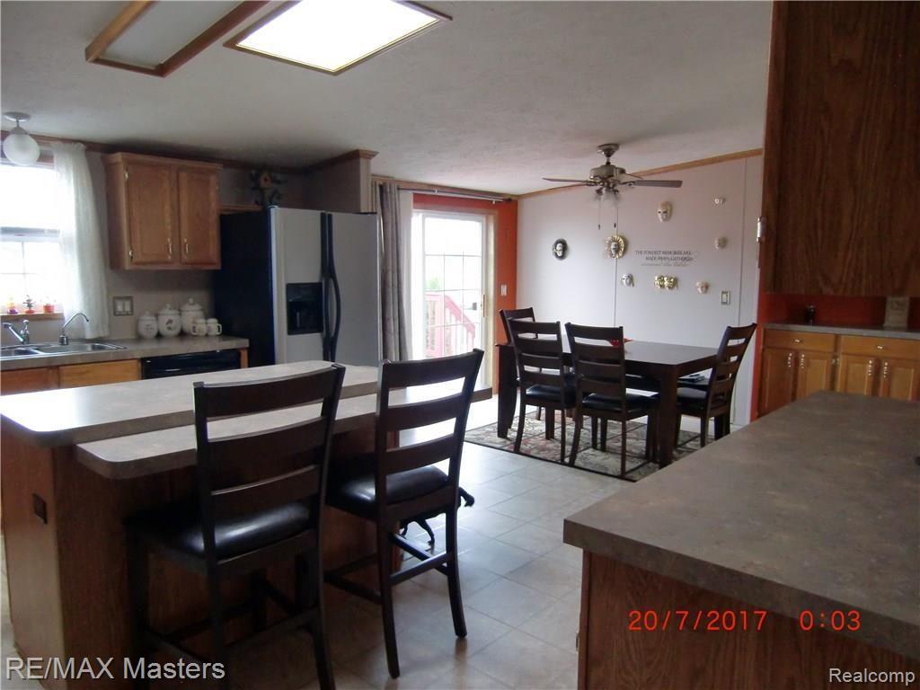 3506 Spring Street Carleton, MI 48117 - Photo 12 of 38 CIMG3725.JPG